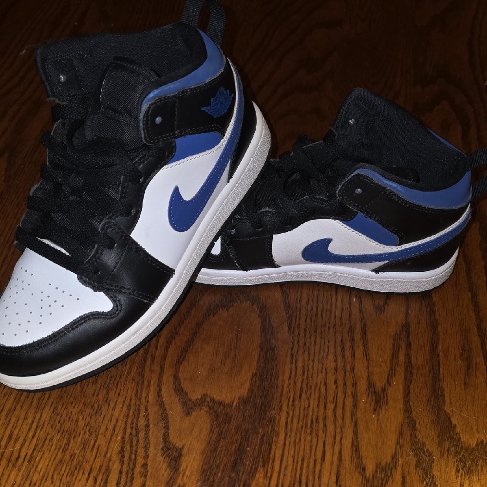 Nike Air Jordan 1 Mid Racer Blue Size 3 Youth